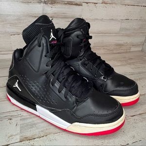 NIKE JORDAN Black/Vivid Pink Leather Flight Basketball Shoes US 6.5Y